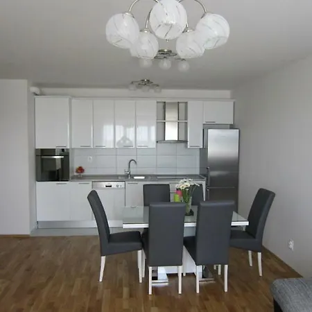 Apartment Z&j *